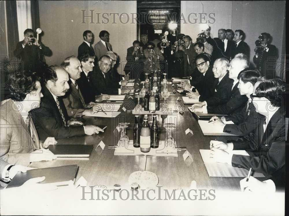 1974 Press Photo Nguyen Huu Tho In Sofia - Historic Images