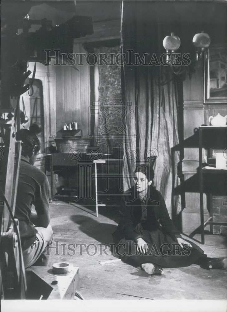 1965 Press Photo Film Actress Geraldine Chaplin in Dr. Zhivago - Historic Images