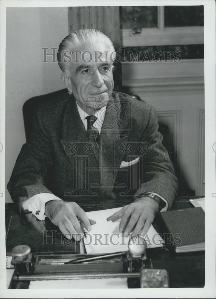 1959 Press Photo New Jordanian Ambassador To London Anistas Hanania - Historic Images