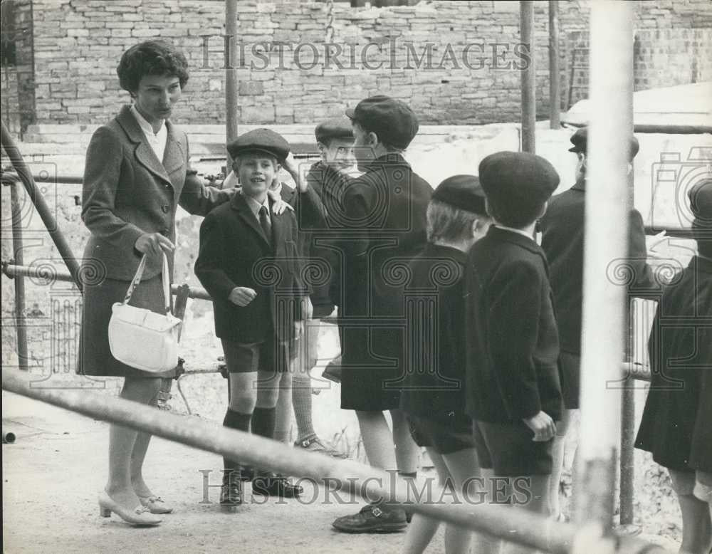 1971 Press Photo Prince Edward Starts School - Historic Images