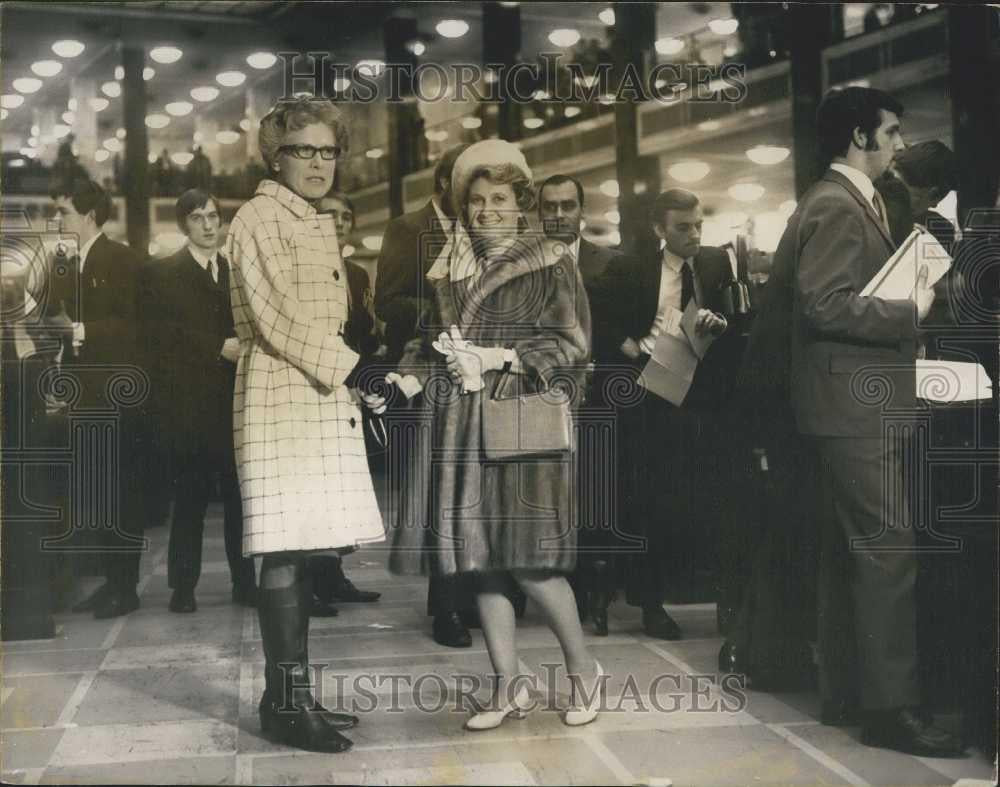 1970 Press Photo 46 Women Elected to Become Members of Lloyd&#39;s - Historic Images