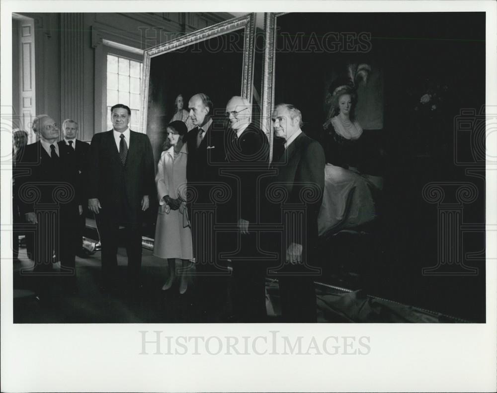 1976 Press Photo President Giscard d&#39;Estaing of France - Historic Images