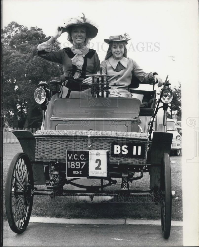 1970 Press Photo London Veteran Car Rally At Crystal Palace Competitors Reynolds - Historic Images