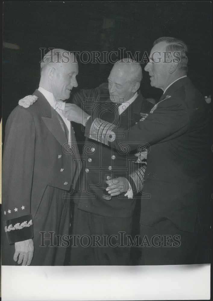 1956 Press Photo Reception in Honor of Shape High Ranking Officers Held - Historic Images