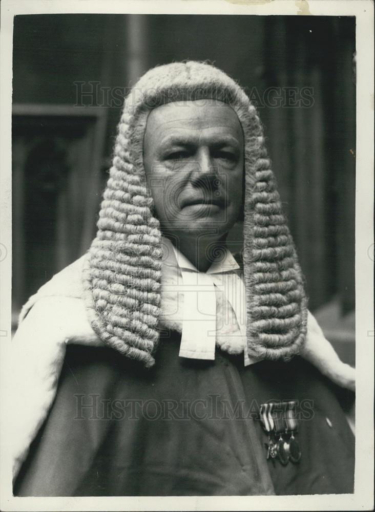 1957 Press Photo Mr Aubrey Melford Steed Stevenson Queen&#39;s Council Arrives Sworn - Historic Images