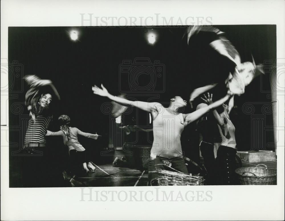 Press Photo Populist Theater Dancers Ti-Jean - Historic Images