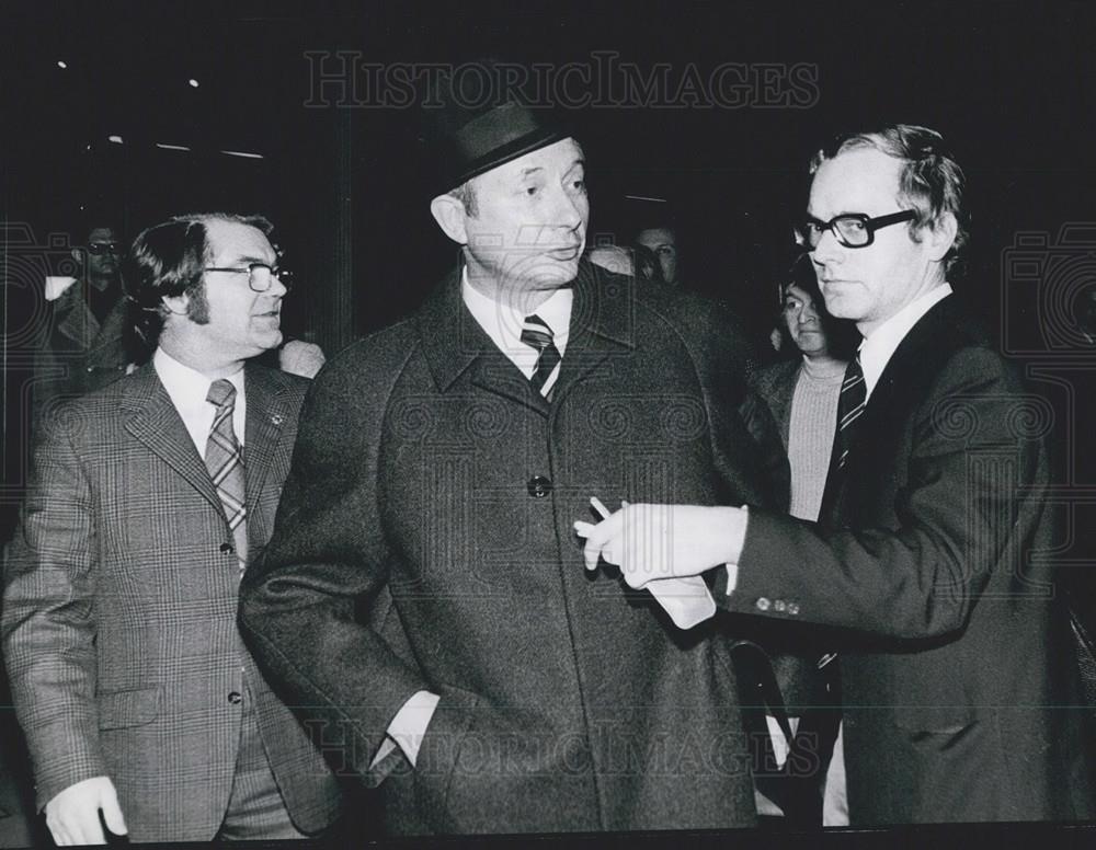 1973 Press Photo Theo Albrecht  and his lawyer - Historic Images