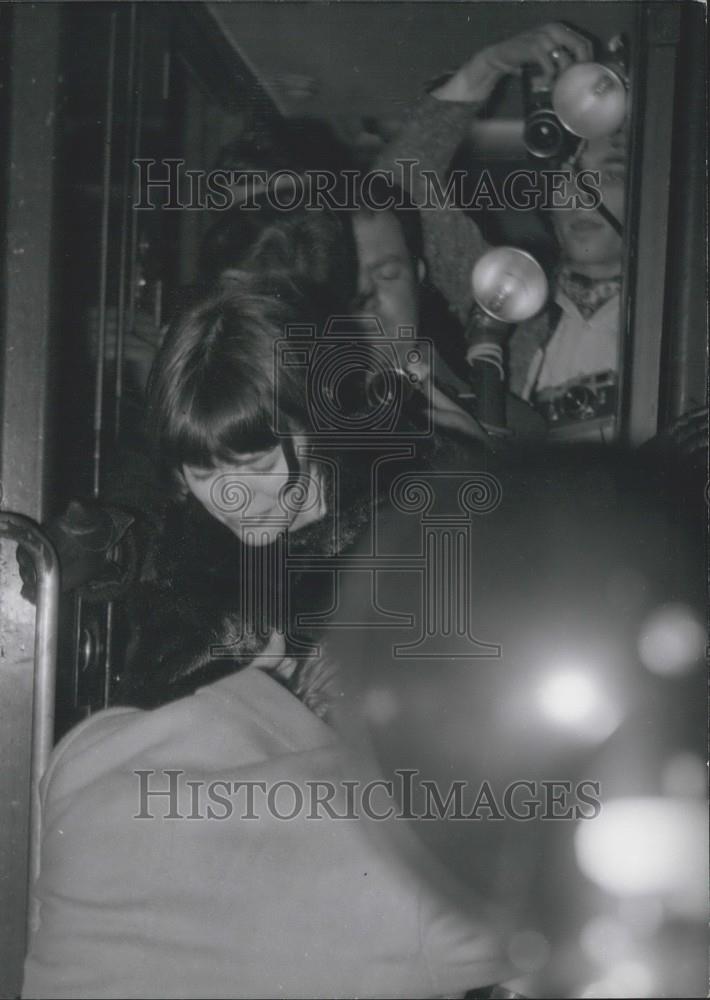 1968 Press Photo Singer Mireille Mathieu - Historic Images