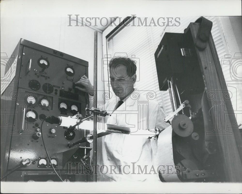 1964 Press Photo Culham Laboratory is center for Plasma Research - Historic Images