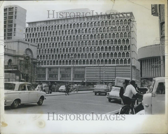 Press Photo Barclay's Bank Building in Johannesburg, S. Africa - Historic Images