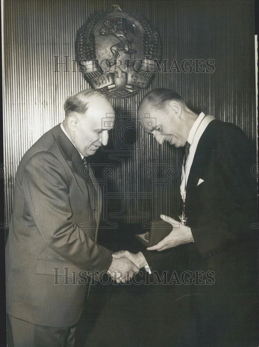 1972 Press Photo Todor Zhivkov/L of Bulgaria and UNESCO Rene Maheu - Historic Images