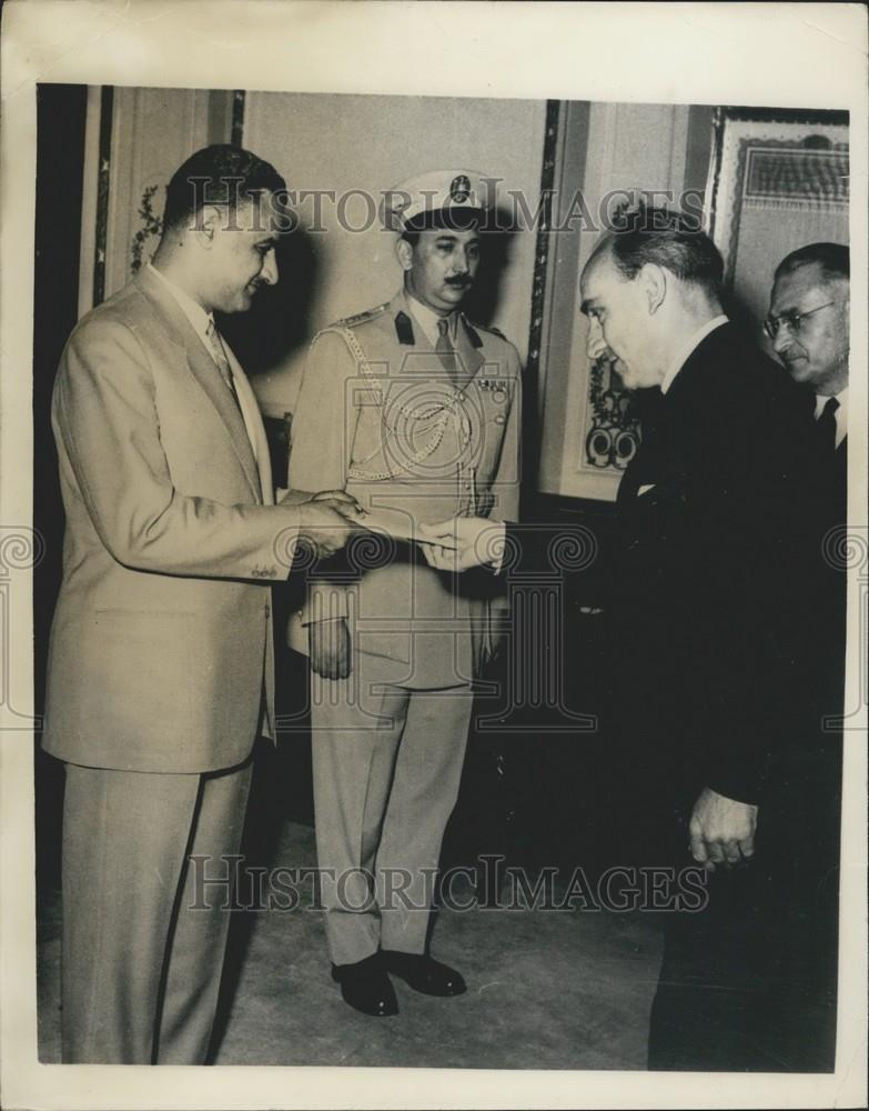1955 Press Photo Sir Humphrey Trevelyan,British Amb to Egypt - Historic Images