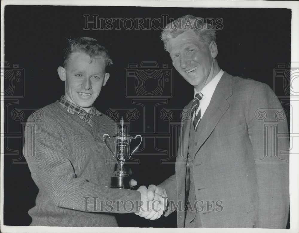 1961 Press Photo Helmut Weges Cheider Wins International Ski Jump Competition - Historic Images
