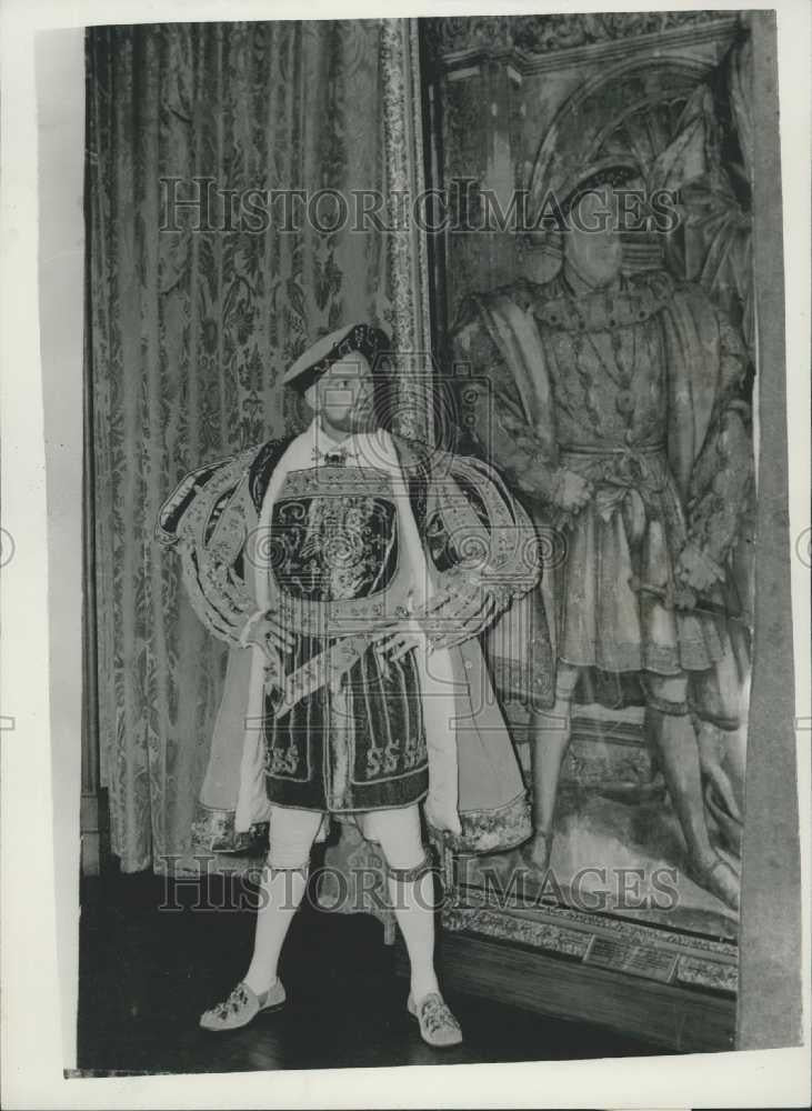 1958 Press Photo Harry Andrews National Portrait Gallery Henry VIII - Historic Images