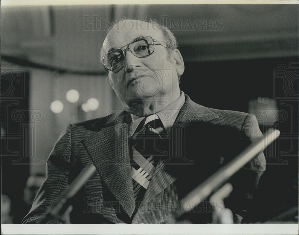 1975 Press Photo Samuel A. Dachowitz Accountant Bernard Bergman Trial Pleads 5th - Historic Images