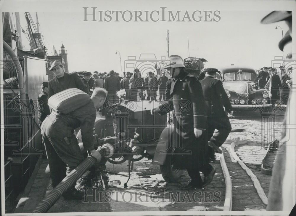 1953 Press Photo Danish Mine-Layer Lougen Explosion, Ronne - Historic Images