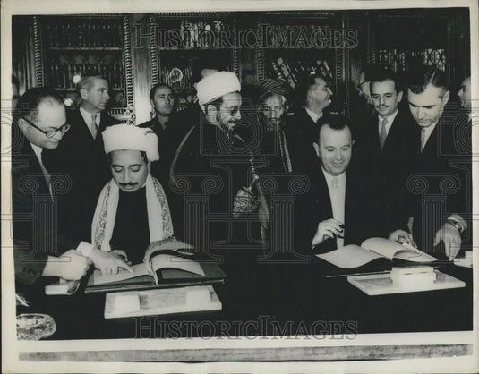 1958 Press Photo Agreement Between Yugoslavia & Yemen Signed In Belgrade - Historic Images