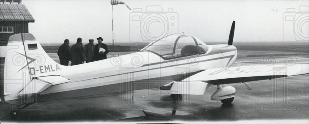 1963 Press Photo Farmer Theodor Kibler With Self-Built Sport-Aeroplane - Historic Images