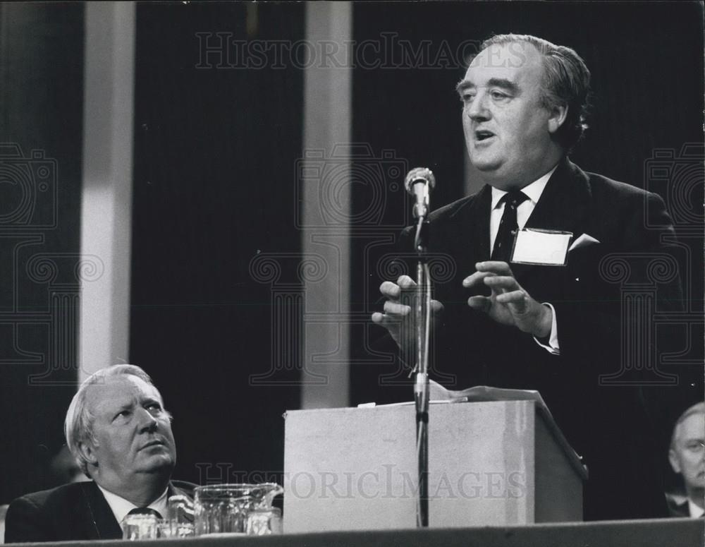 1973 Press Photo Mr William Whitelam in Conservative Party Conference Blackpool - Historic Images