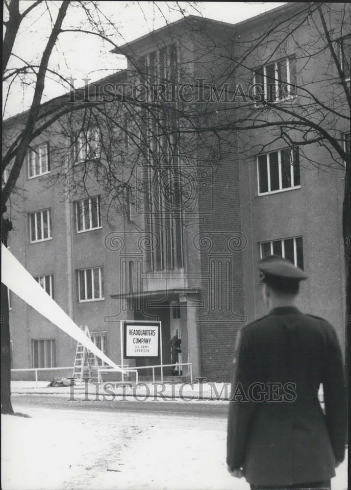 1960 Press Photo Headquarters Company Building - Historic Images