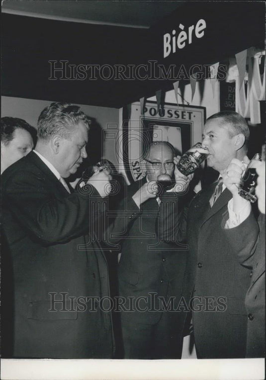 1961 Press Photo M.  Rochereau  Agriculture Show Opens Paris Porte De Versailles - Historic Images