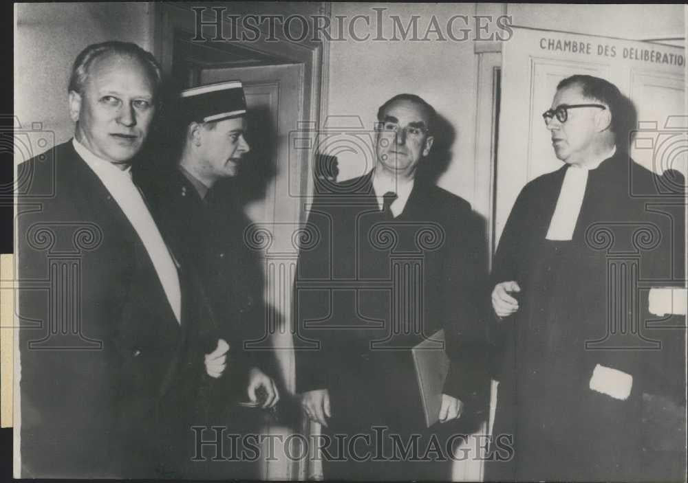 1955 Press Photo Ex Mayor of Strasburg Tried For War Crimes - Historic Images