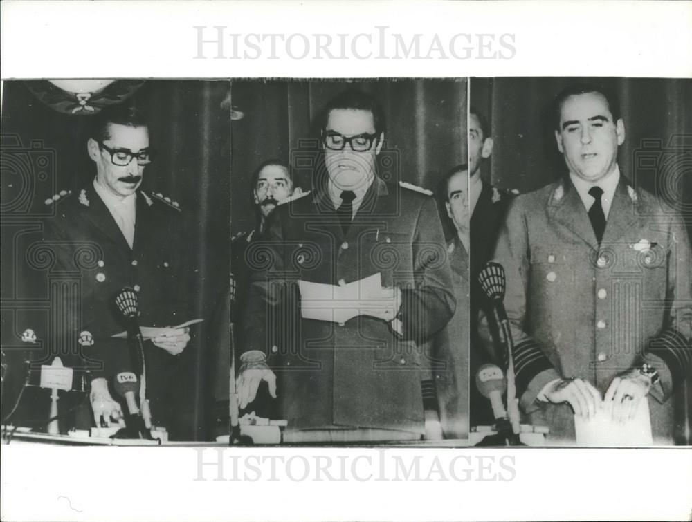 1976 Press Photo Argentina's Armed Forces Takeover in Coup - Historic Images