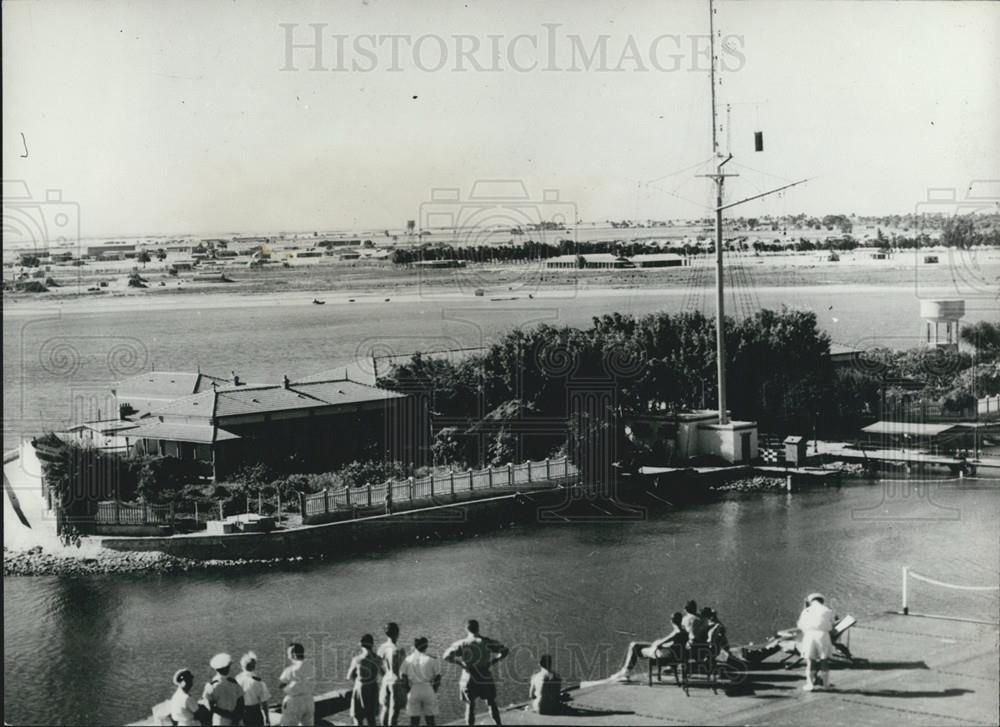 Press Photo e British Cantonments Where the Suez Canal Opens Out at Suez - Historic Images