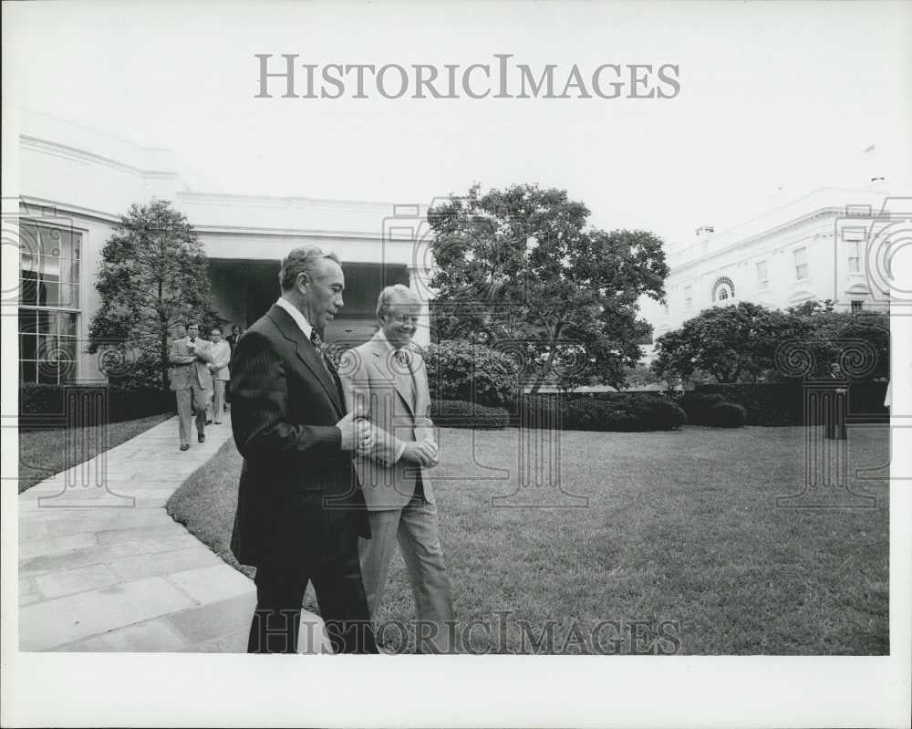 1977 Press Photo President Jimmy Carter with Alfonzo Lopez Michelsen - Historic Images