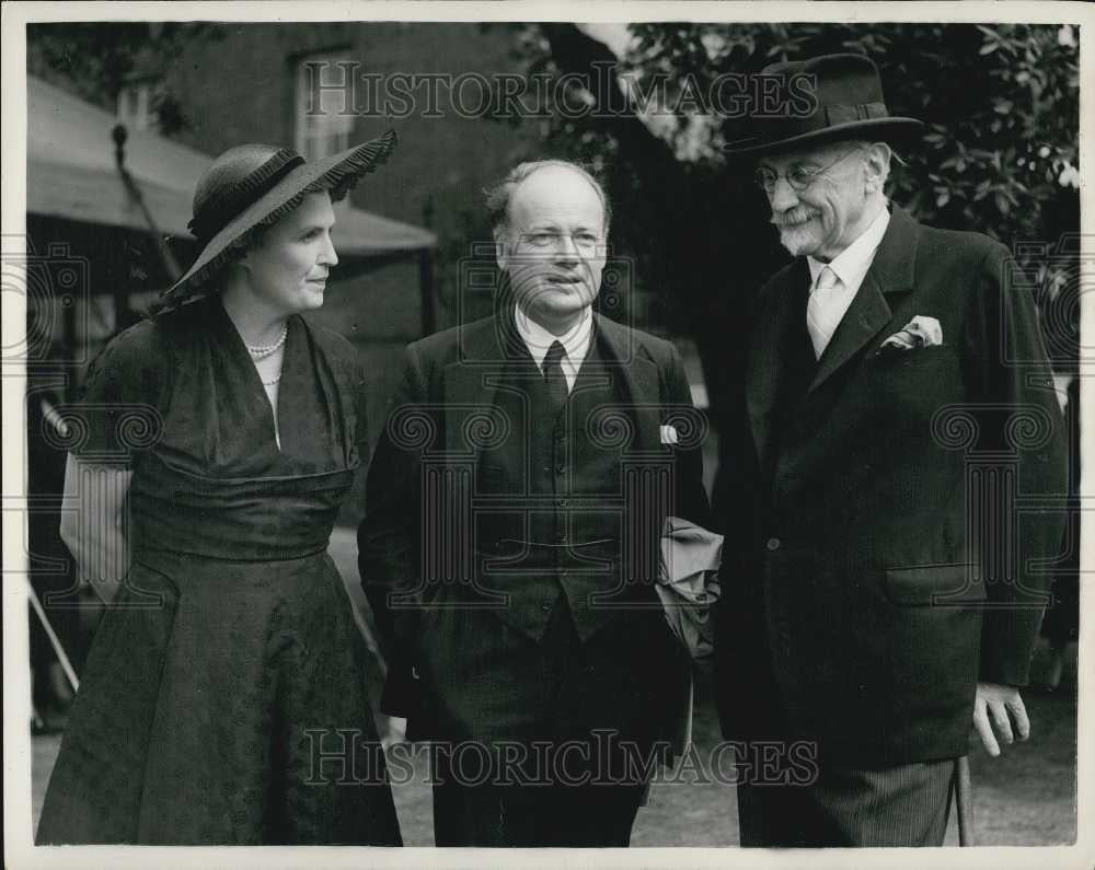 Press Photo Royal Society of Literature Garden Party - Historic Images