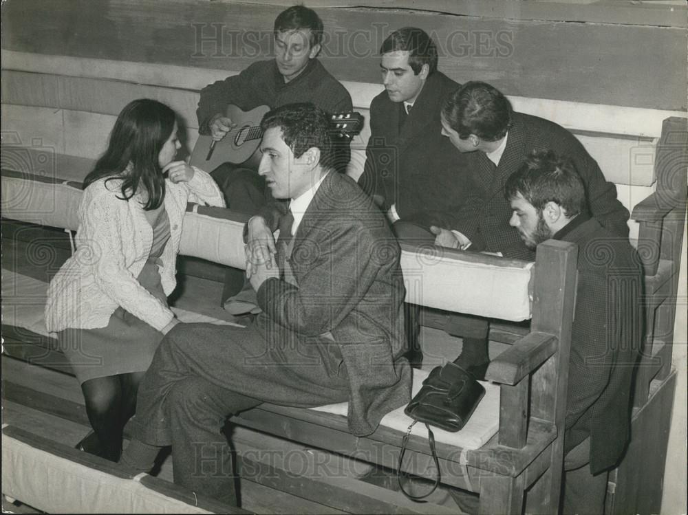 1965 Press Photo Claudio Volonte Suspect Bomb Vatican Building Bombing Italy - Historic Images