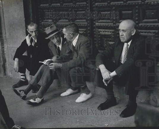 Press Photo Plaza Majore,Madrid's Stamp Market - Historic Images