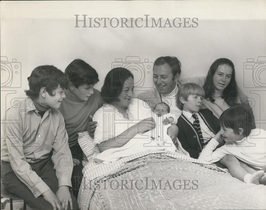 1969 Press Photo The Coleman family with 6 children - Historic Images