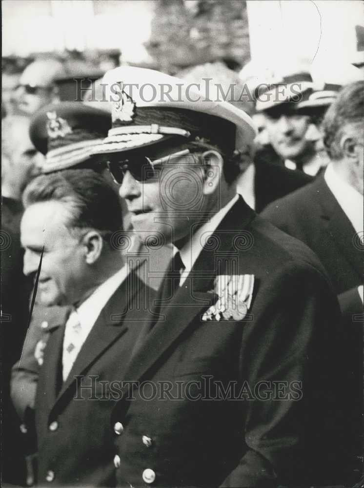 Press Photo George Mitrakos Vige Admiral Chief Of Coastguard - Historic Images