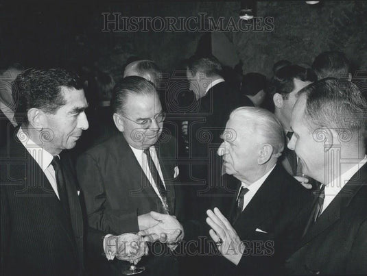 1966 Press Photo J.A. Linen President Time Zeigmond Kisfaludy-Strobl Sculptor - Historic Images