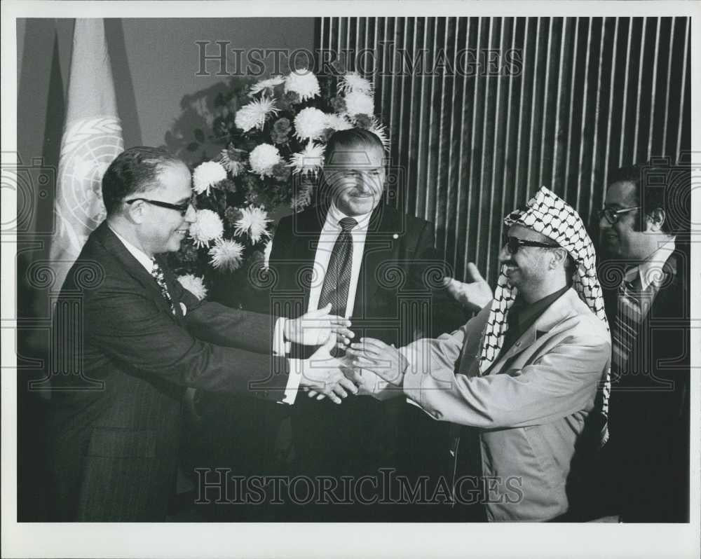 1974 Press Photo The Head of the PLO, Yasir  Arafat - Historic Images