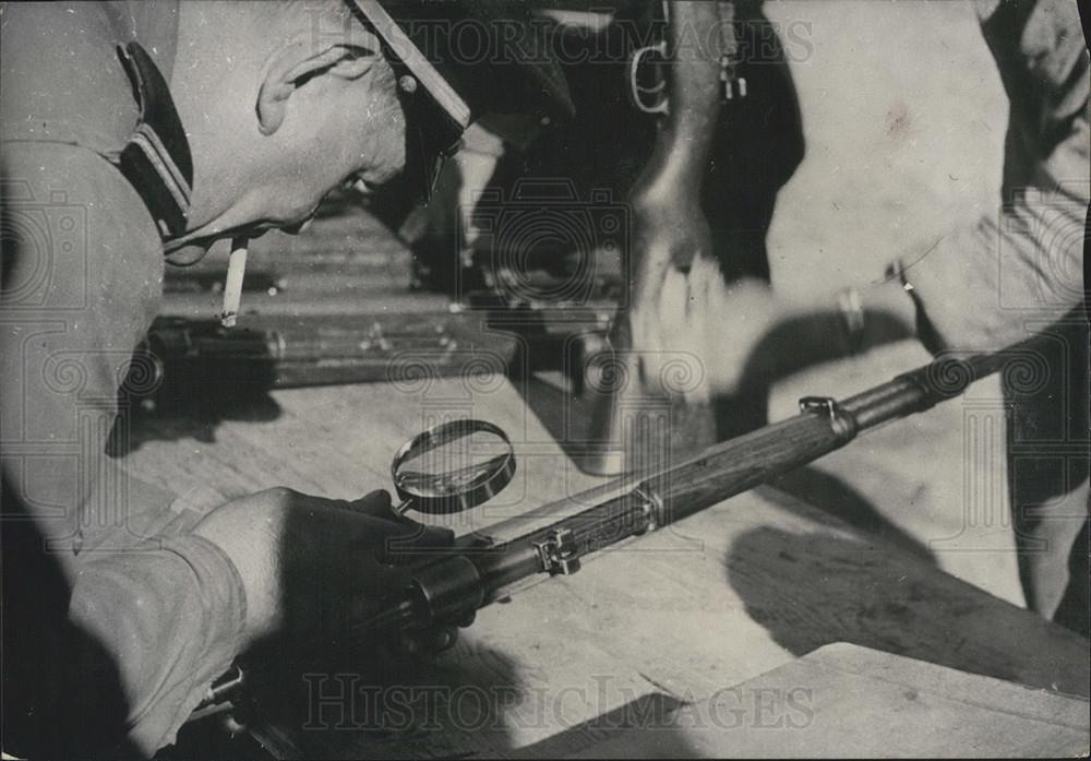 1958 Press Photo Arms and Ammunitions for Rebels siezed at Oran - Historic Images