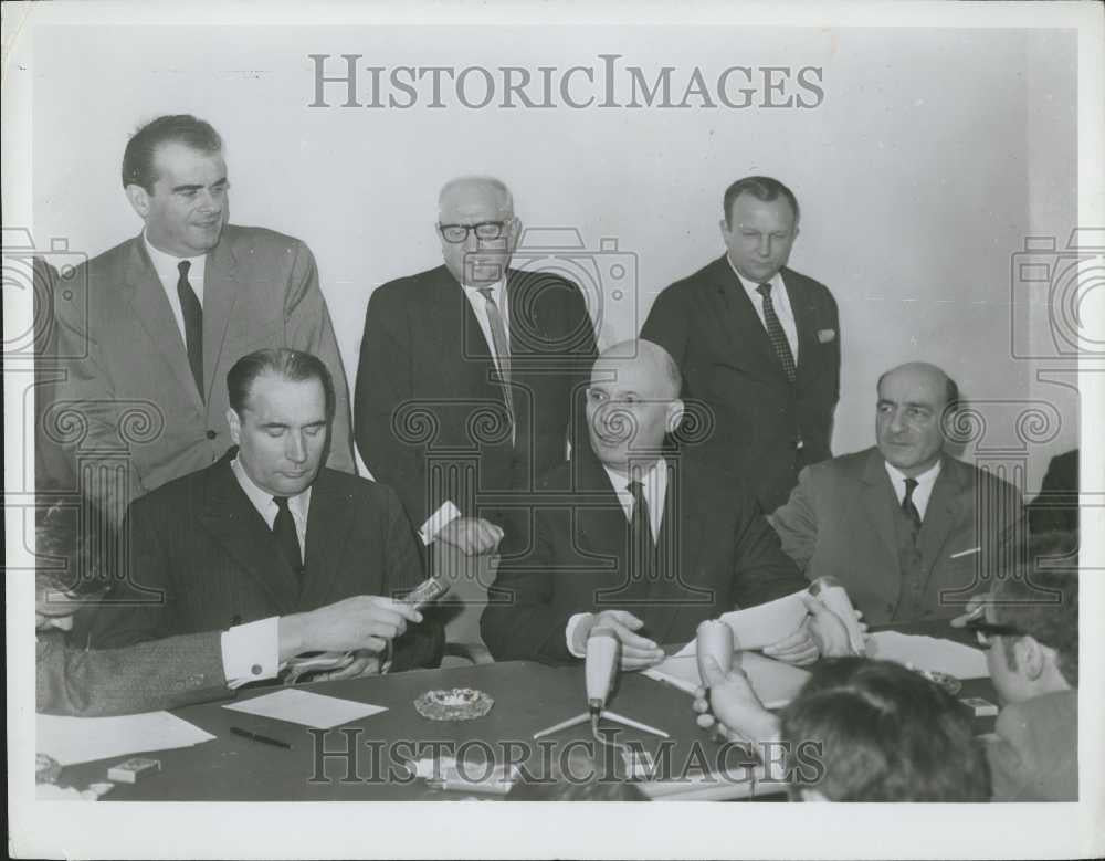 1967 Press Photo  Communist Party in France W.Rochet F Mitterand and G Mollet - Historic Images