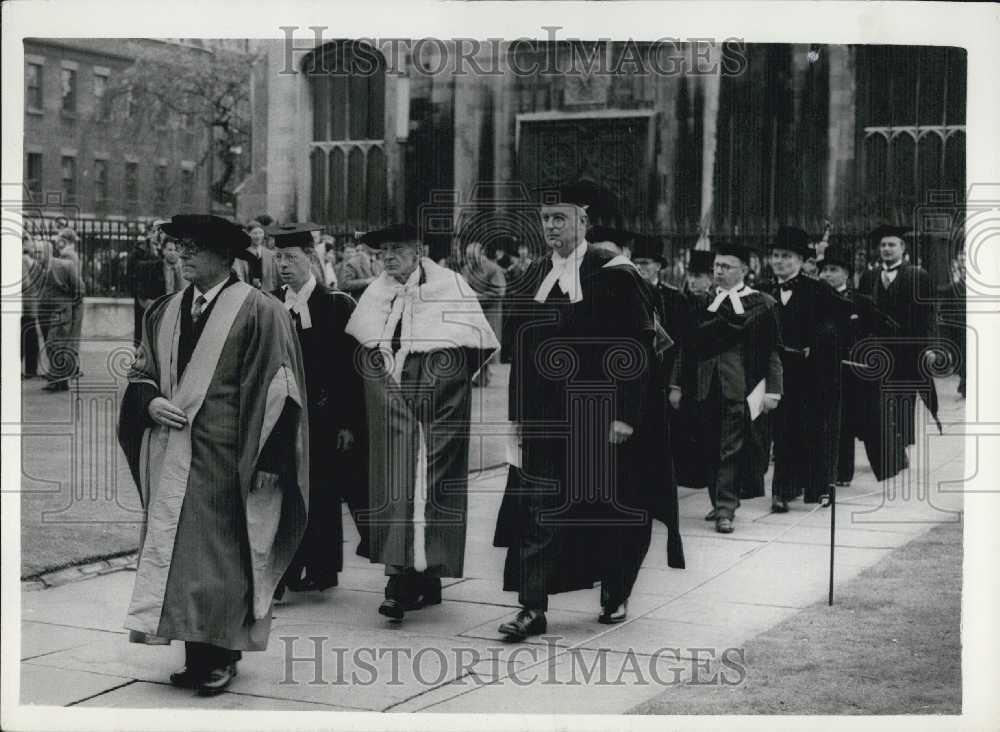 1958 Press Photo President Gronchi at Cambridge - Historic Images