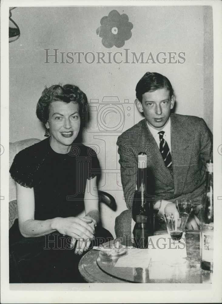 1955 Press Photo The Duke of Kent & Rhona McClaud At Cafe - Historic Images
