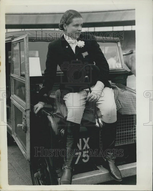 1956 Press Photo Pat Smythe Order of British Empire in Birthday Honors - Historic Images