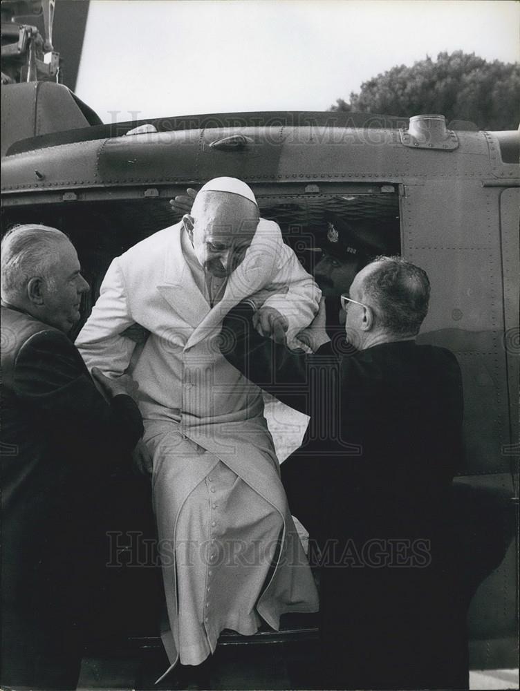 Press Photo Pope Paul VI is in Castelgandolfo-His Summer Home - Historic Images