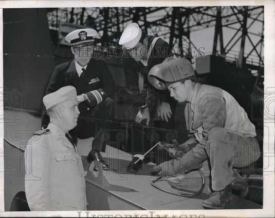 1945 Press Photo Joseph Cohen worked on Princeton Philadelphia Navy Yard. - Historic Images