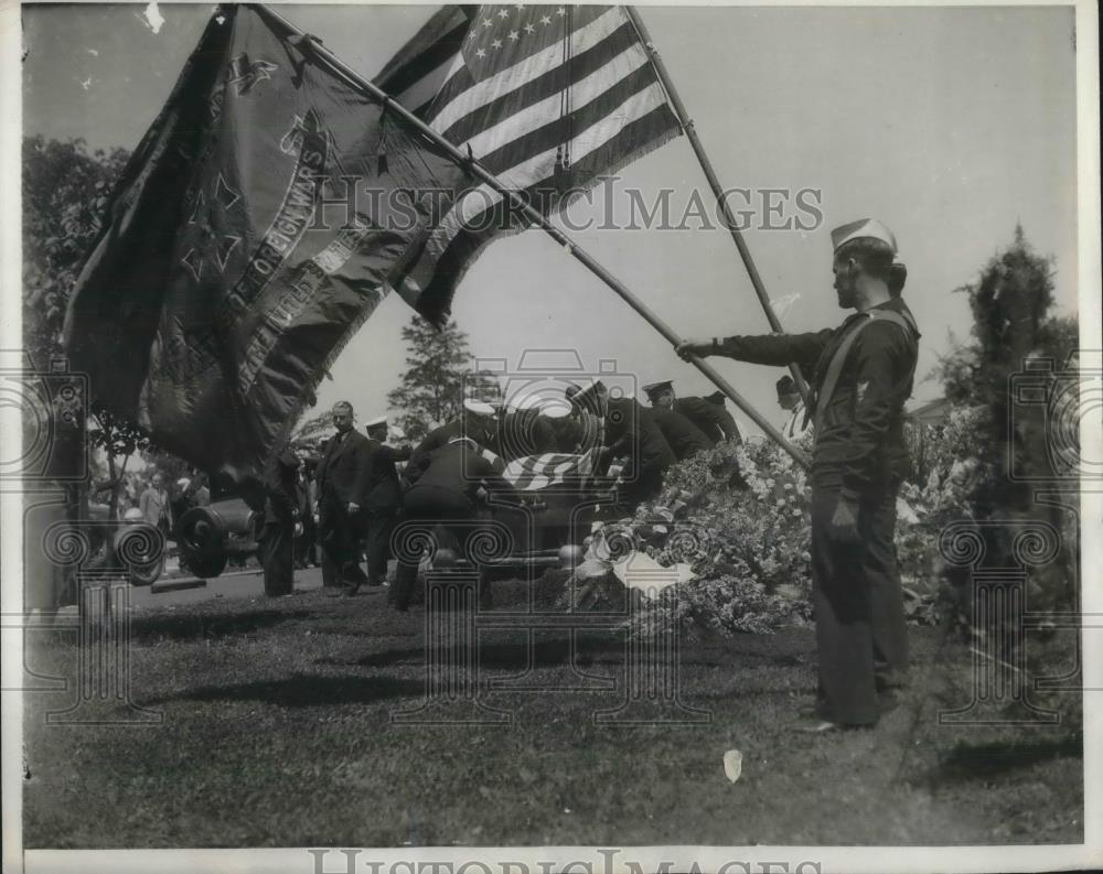 1932 Press Photo Military funeral for R Adm F Billard at Arlington Natl Cemetery - Historic Images