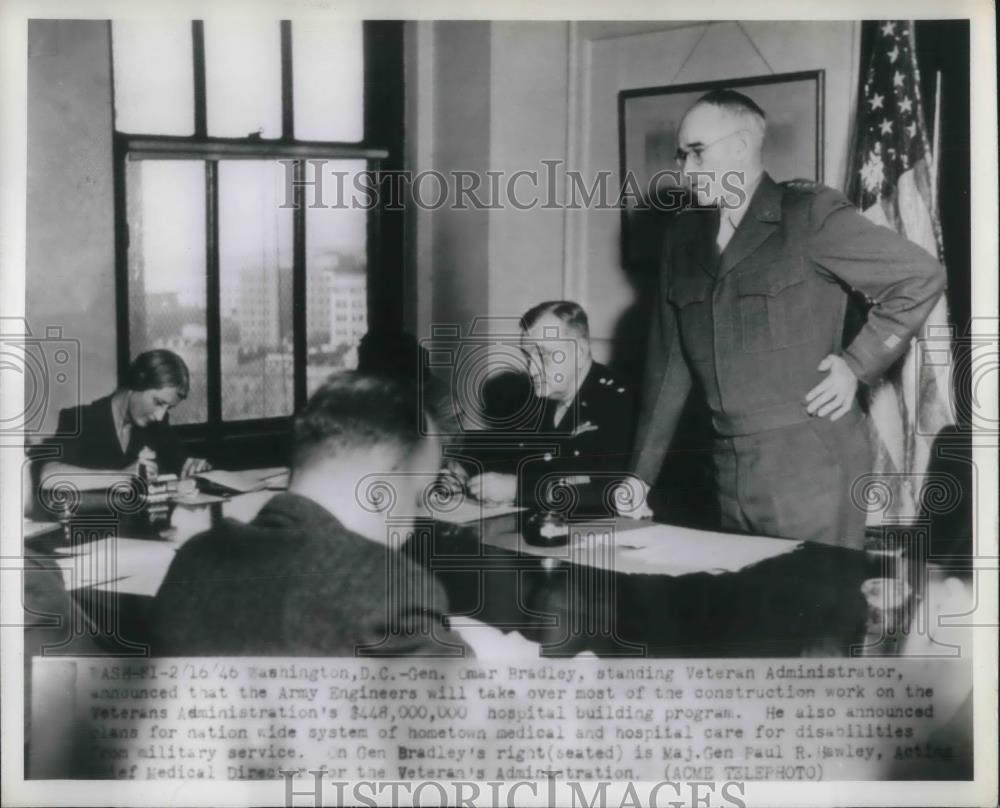 1946 Press Photo D.C. Gen Omar Bradley at VA for new program - Historic Images