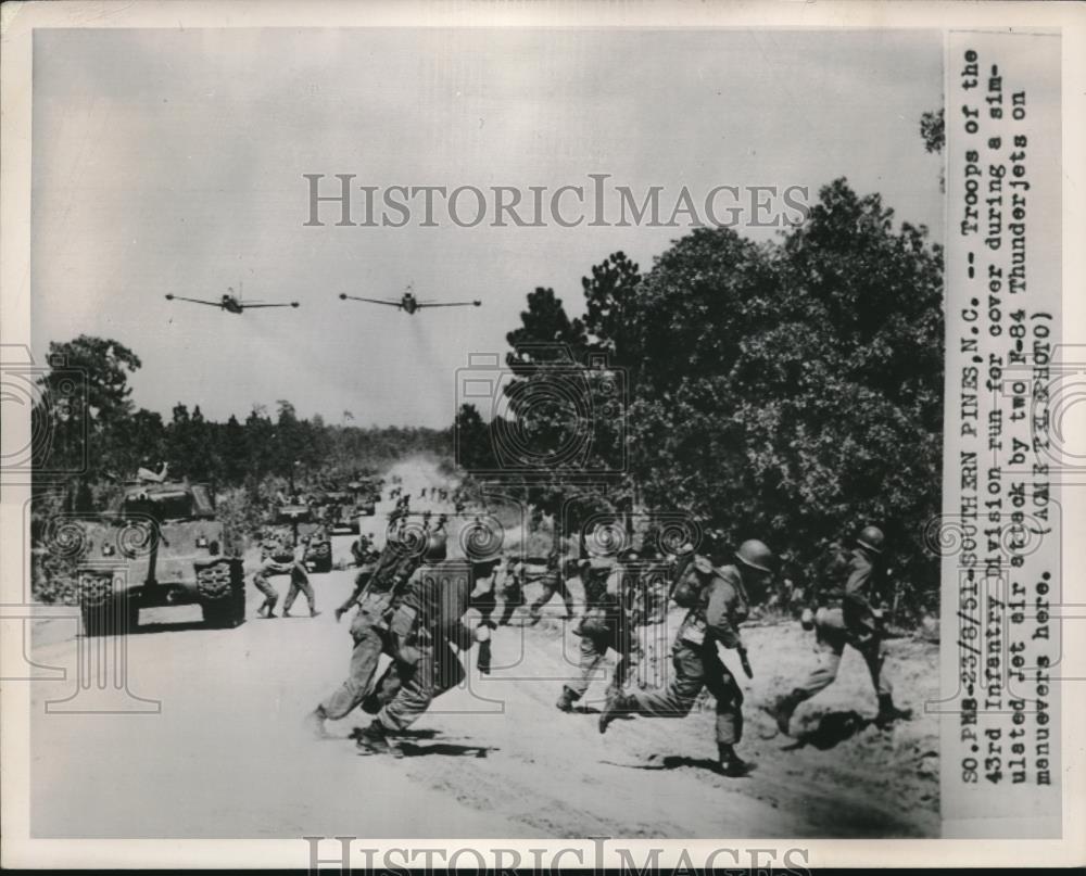 1951 Press Photo 43rd Infantry Division run for Air attacked of F-84 thunderjets - Historic Images