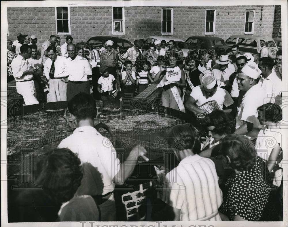 1952 Press Photo Delmarva Chicken Festival held at Pocomoke City,Maryland - Historic Images