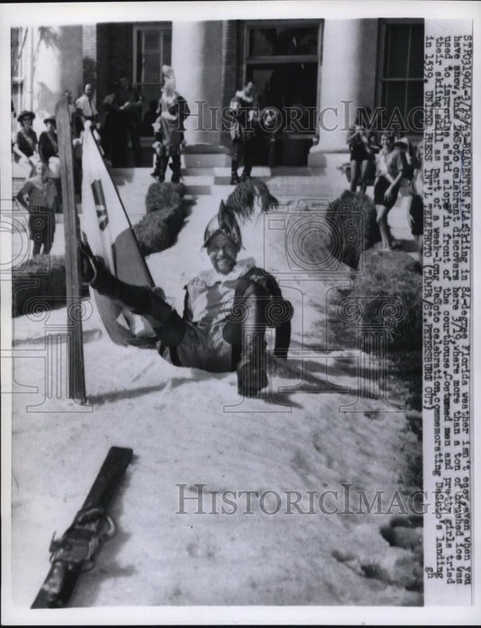 1963 Press Photo A man attempts to ski in 84 degree weather in Bradenton Flordia - Historic Images