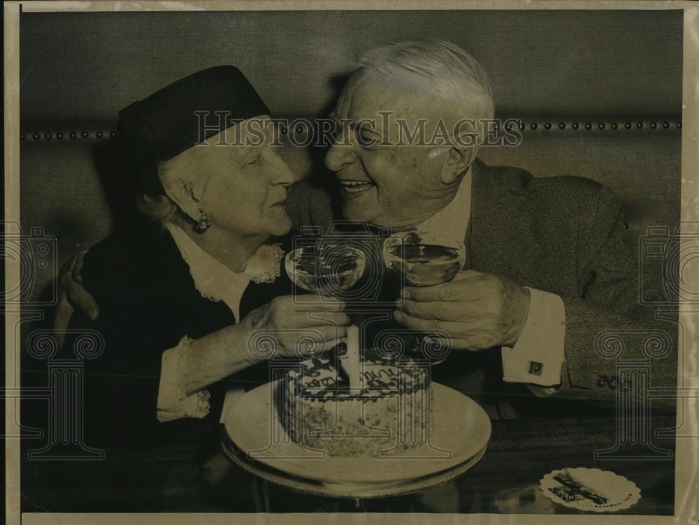 1962 Press Photo of Mr and Mrs Albert Pico on their sixty second wedding - Historic Images