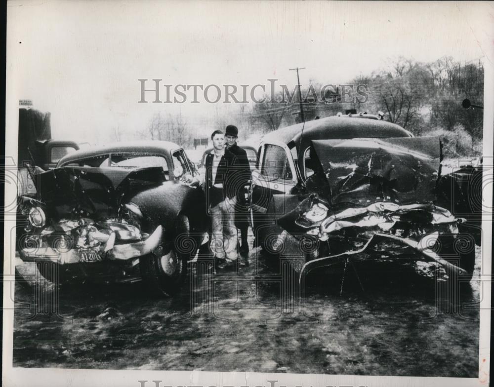 1951 Press Photo Icy weather caused a car collision,2 died and 3 were injured - Historic Images